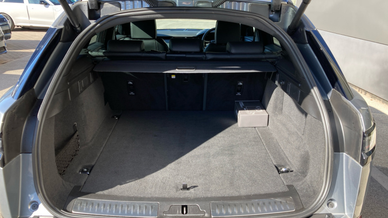 Land Rover Range Rover Velar 2.0 D200 MHEV Dynamic HSE 5dr Auto Diesel Estate